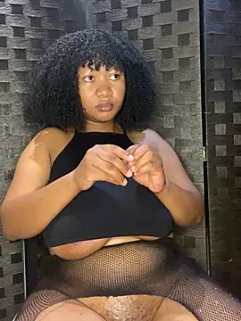 Snapshot of MayaPassion chatting on 15, 12, 2024 MayaPassion online show from 15, 12, 2024