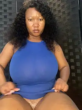 Snapshot of MayaPassion chatting on 10, 1, 2025 MayaPassion online show from 10, 1, 2025
