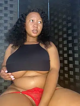 Snapshot of MayaPassion chatting on 11, 1, 2025 MayaPassion online show from 11, 1, 2025