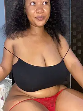 Snapshot of MayaPassion chatting on 25, 1, 2025 MayaPassion online show from 25, 1, 2025