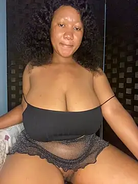 Snapshot of MayaPassion chatting on 25, 1, 2025 MayaPassion online show from 25, 1, 2025