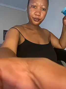 Snapshot of MayaPassion chatting on 11, 3, 2025 MayaPassion online show from 11, 3, 2025