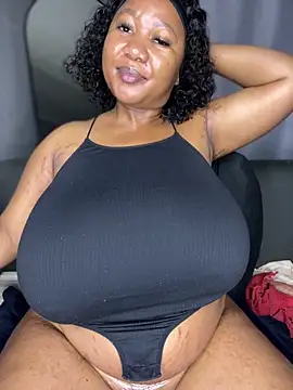 Snapshot of MayaPassion chatting on 27, 6, 2026 MayaPassion online show from 27, 6, 2026