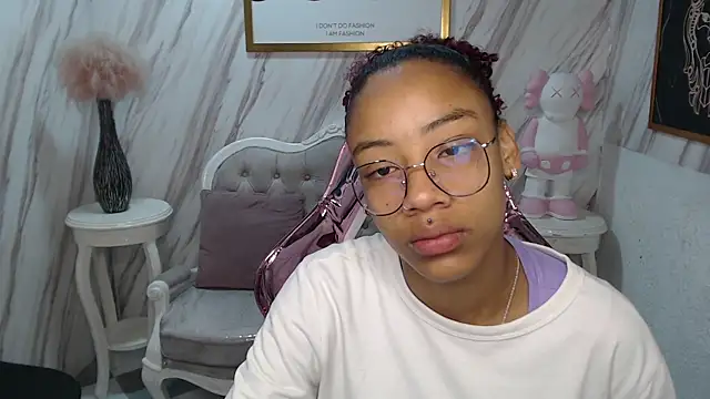 Violeth b online show from 18, 2, 2025
