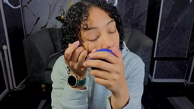 Violeth b online show from 21, 12, 2025