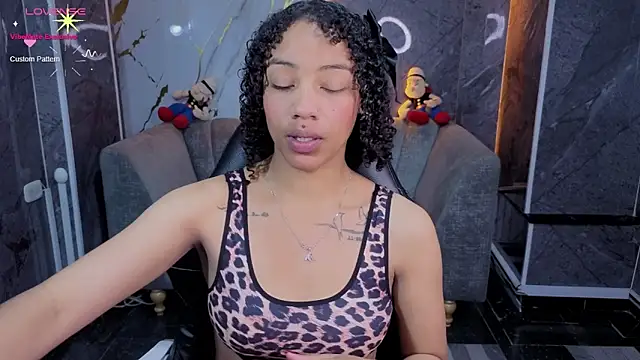 Violeth b online show from 11, 5, 2026
