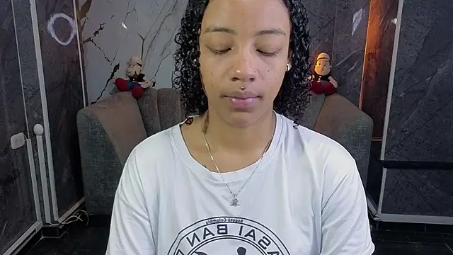 Violeth b online show from 16, 6, 2026