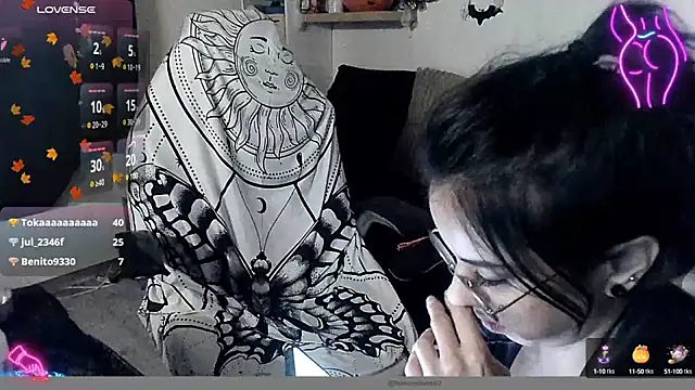 LisandreLaVenale online show from 5, 12, 2024