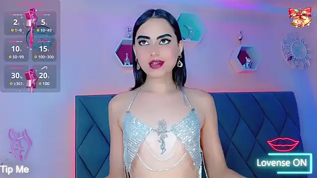 Snapshot of JessieAfrodita chatting on 4, 1, 2025 JessieAfrodita online show from 4, 1, 2025