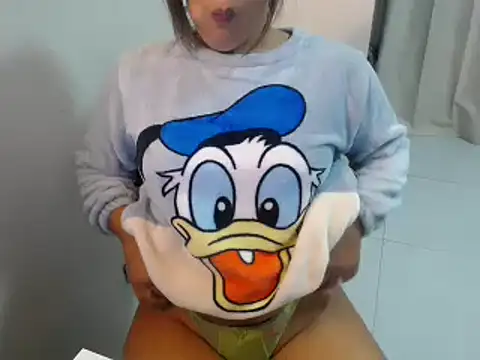 Snapshot of Susy_Sexy66 chatting on 9, 12, 2024 Susy Sexy66 online show from 9, 12, 2024