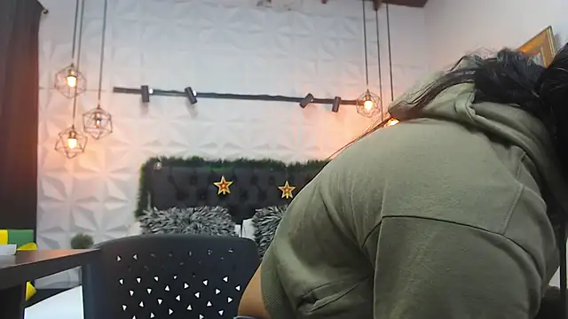 Alison Wiley online show from 23, 12, 2024