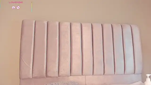 Snapshot of nastyalvanova chatting on 13, 2, 2025 nastyalvanova online show from 13, 2, 2025