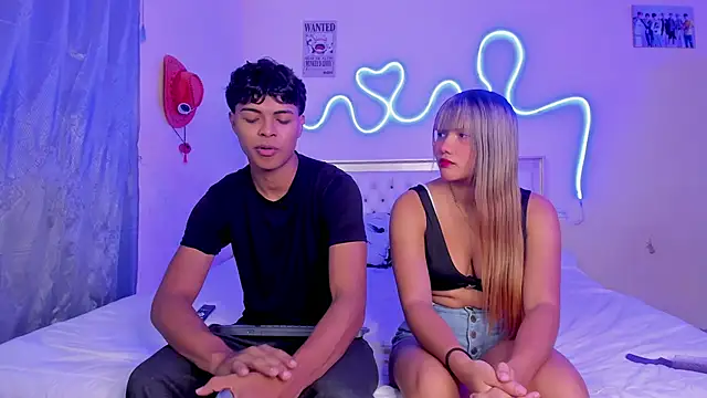 dafnezahiraa  online show from 2, 11, 2025