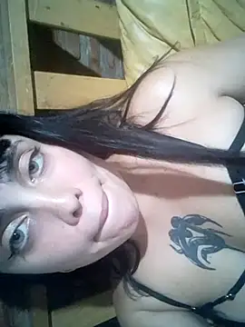 lucylovles online show from 25, 5, 2026