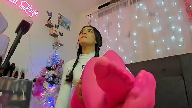 Alaia Love77 online show from 16, 12, 2024