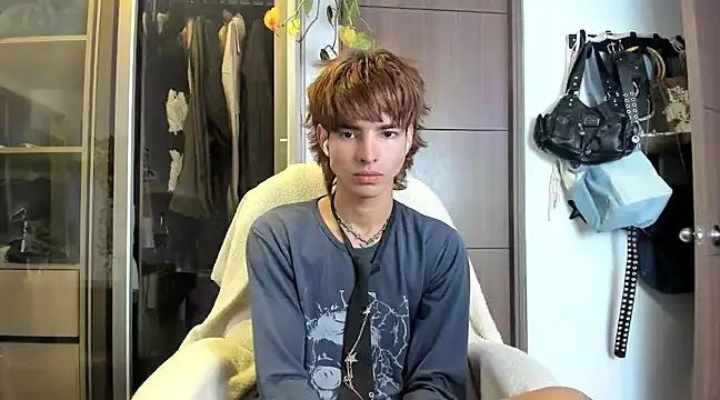 Snapshot of santy-kitty chatting on 25, 1, 2025 santy-kitty online show from 25, 1, 2025