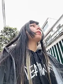 Snapshot of EemaHaruki chatting on 1, 10, 2025 EemaHaruki online show from 1, 10, 2025