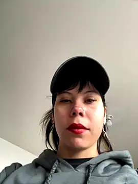 Snapshot of EemaHaruki chatting on 6, 10, 2025 EemaHaruki online show from 6, 10, 2025