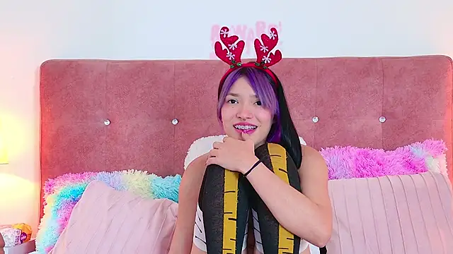 AlliciaKim online show from 5, 12, 2024