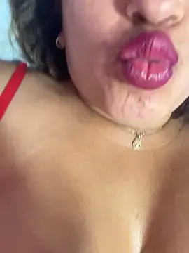 perlita05 online show from 19, 9, 2025