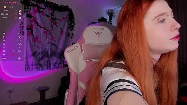 ScarletRos3 online show from 5, 12, 2024