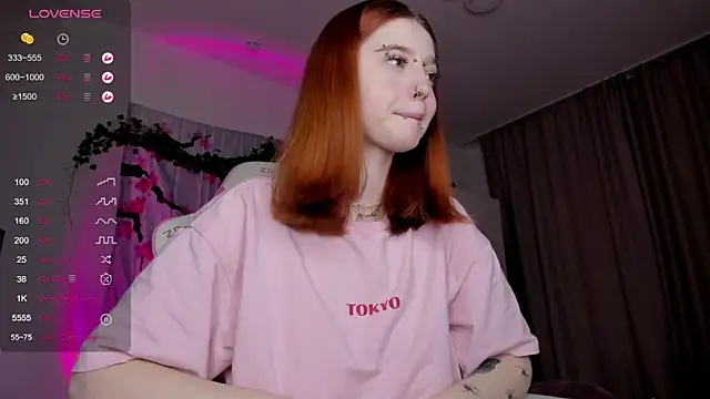 ScarletRos3 online show from 17, 2, 2025