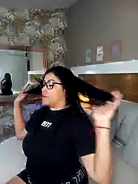 EmaBakker online show from 8, 10, 2025