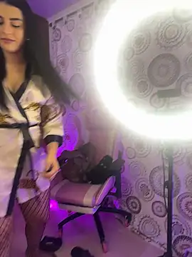 Snapshot of anniemorgan01 chatting on 8, 10, 2025 anniemorgan01 online show from 8, 10, 2025