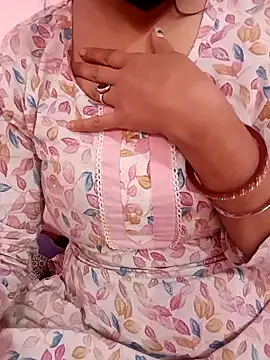 Snapshot of Mahi_Baby25 chatting on 17, 11, 2025 Mahi Baby25 online show from 17, 11, 2025