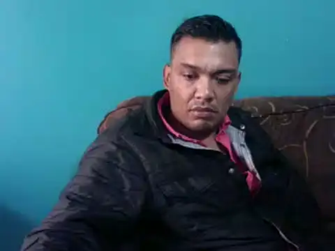 Snapshot of TUMORENO1 chatting on 17, 2, 2025 TUMORENO1 online show from 17, 2, 2025