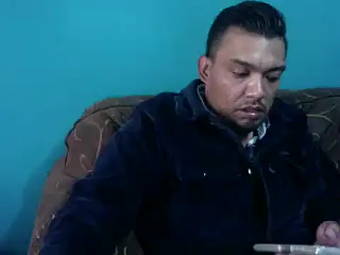 Snapshot of TUMORENO1 chatting on 11, 3, 2025 TUMORENO1 online show from 11, 3, 2025