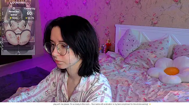 Nora Failure online show from 10, 4, 2026