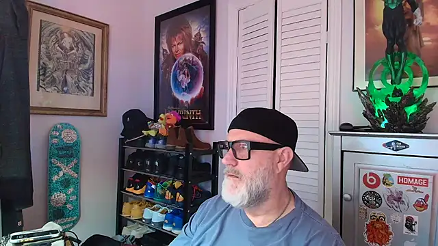 Snapshot of fillingyourthroat2 chatting on 30, 9, 2025 fillingyourthroat2 online show from 30, 9, 2025