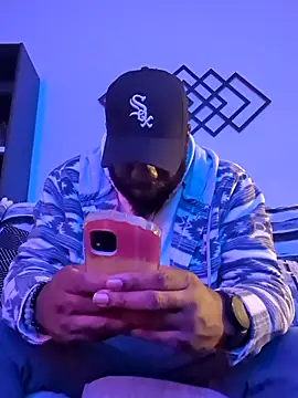 Snapshot of Stayinalive1992 chatting on 21, 1, 2025 Stayinalive1992 online show from 21, 1, 2025