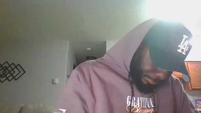 Snapshot of Stayinalive1992 chatting on 28, 10, 2025 Stayinalive1992 online show from 28, 10, 2025