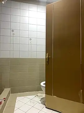 Layla-daloua online show from 10, 1, 2026