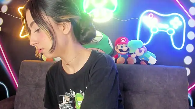 Snapshot of ParisFox_ chatting on 14, 1, 2025 ParisFox online show from 14, 1, 2025