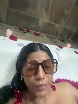 NiaBlanco online show from 11, 2, 2026