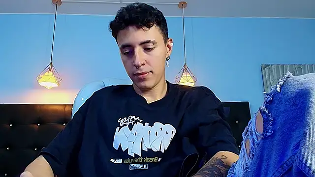 Lobo 17  online show from 3, 1, 2025