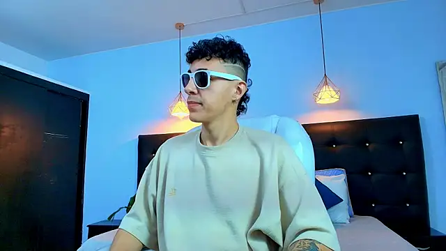 Lobo 17  online show from 23, 3, 2025