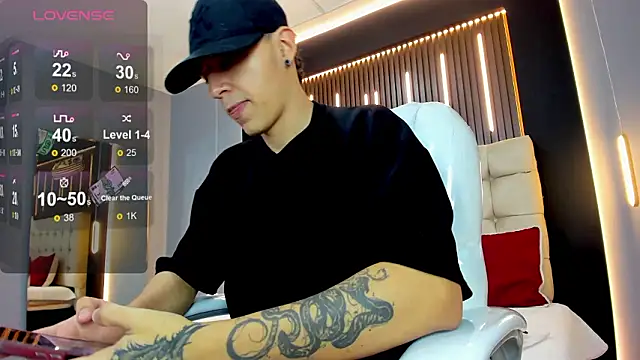 Snapshot of Lobo_17_ chatting on 13, 2, 2026 Lobo 17 online show from 13, 2, 2026