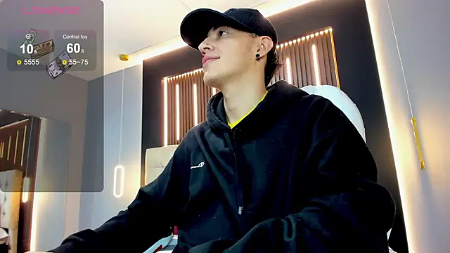 Snapshot of Lobo_17_ chatting on 15, 2, 2026 Lobo 17 online show from 15, 2, 2026