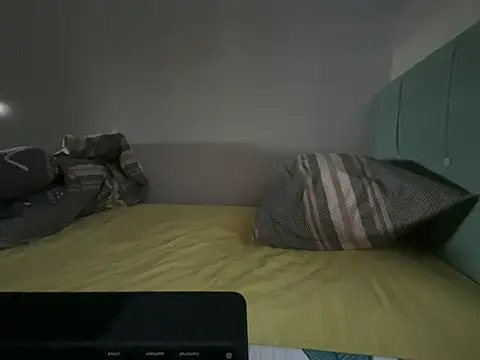 Snapshot of sweetspider35 chatting on 27, 1, 2025 sweetspider35 online show from 27, 1, 2025