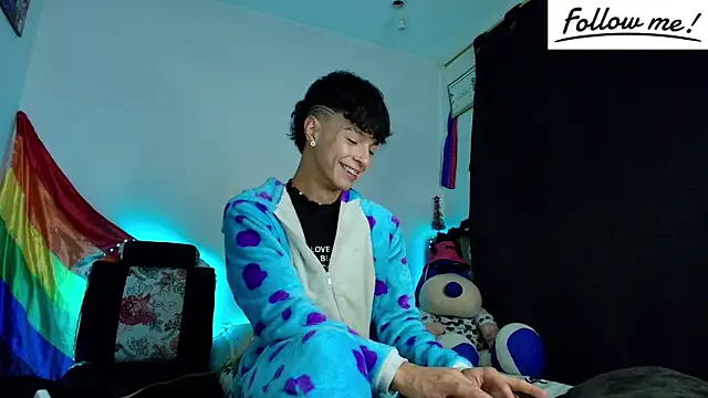 Snapshot of twink_sebas_ chatting on 15, 12, 2024 twink sebas  online show from 15, 12, 2024