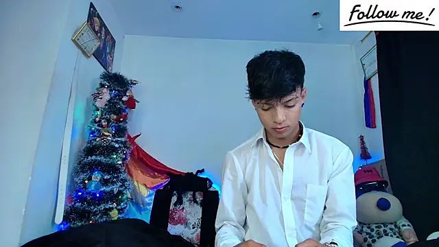 Snapshot of twink_sebas_ chatting on 22, 12, 2024 twink sebas  online show from 22, 12, 2024