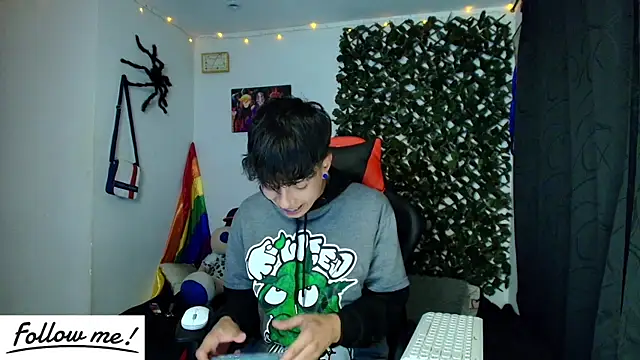 Snapshot of twink_sebas_ chatting on 18, 1, 2025 twink sebas  online show from 18, 1, 2025