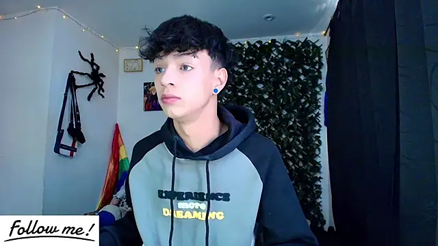 Snapshot of twink_sebas_ chatting on 20, 1, 2025 twink sebas  online show from 20, 1, 2025