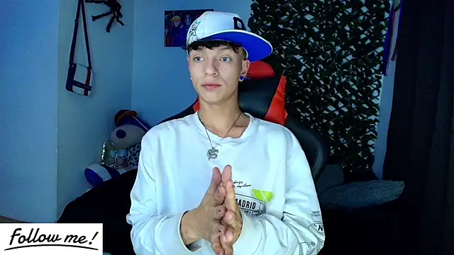 Snapshot of twink_sebas_ chatting on 31, 1, 2025 twink sebas  online show from 31, 1, 2025