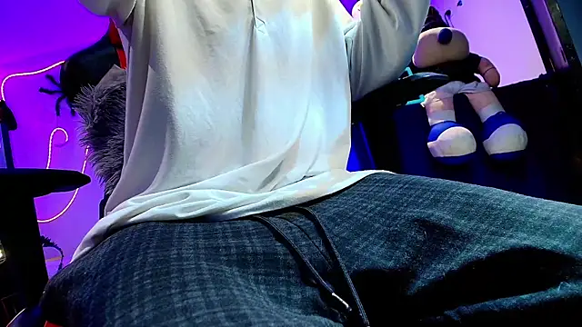 Snapshot of twink_sebas_ chatting on 20, 10, 2025 twink sebas  online show from 20, 10, 2025