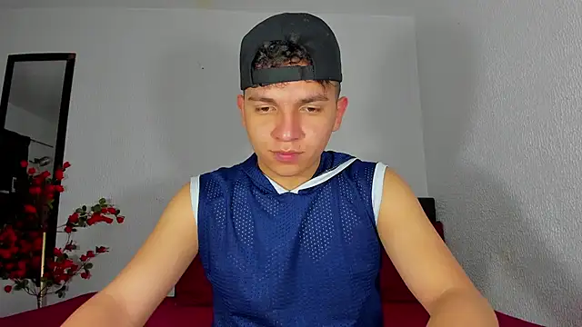 Danielbluestar online show from 26, 2, 2025